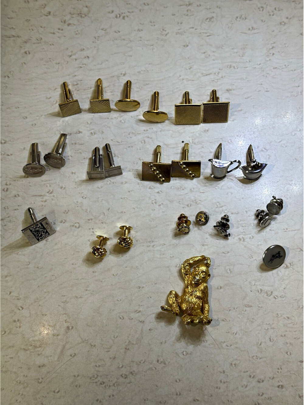 Vintage Cufflinks Jewelry Lot 8 Pairs Brooch Tie Tack Pins Gold Silver Tone